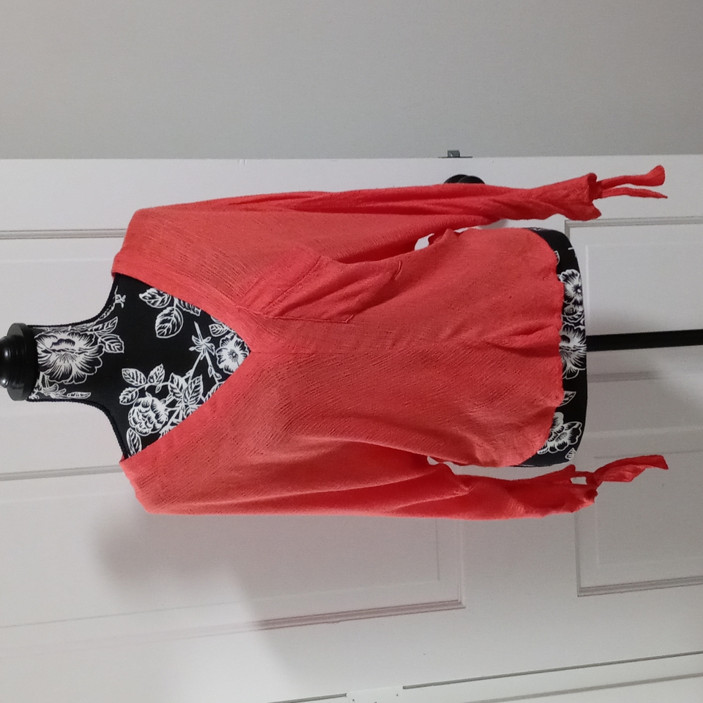 ❤Free People (Anthropologie)❤ - Coral Knit V-Neck L/S Top